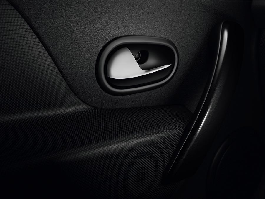  Dacia Sandero Black Touch Limited Edition 2014 года  (фото 6 из 8)